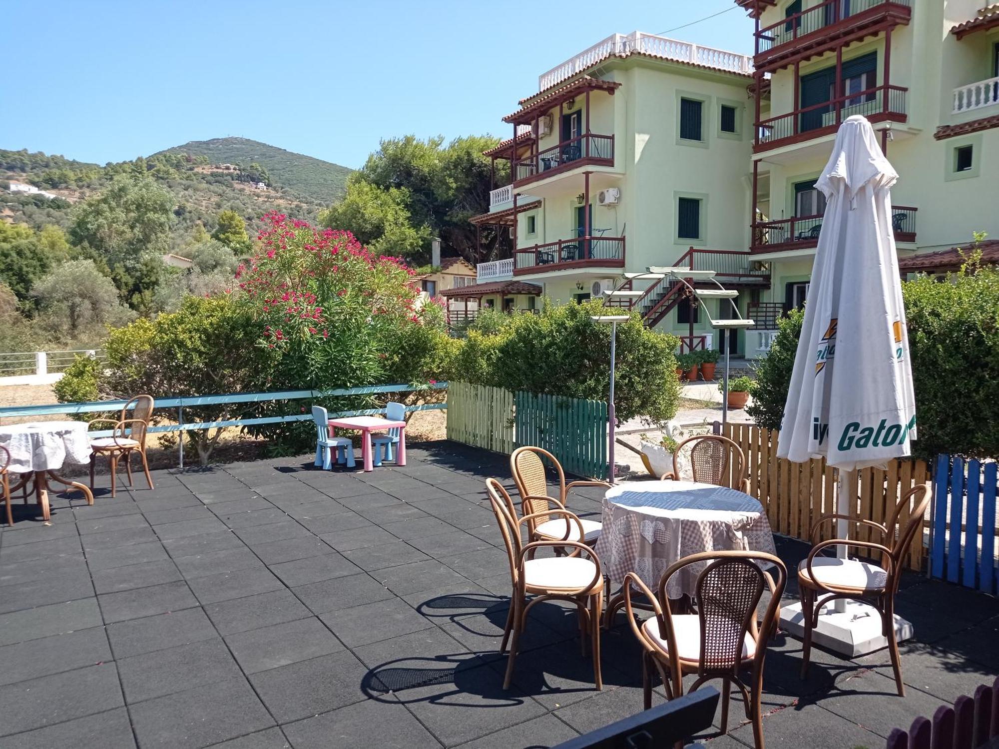 Alexandros Rooms&Studios Skopelos Exterior foto