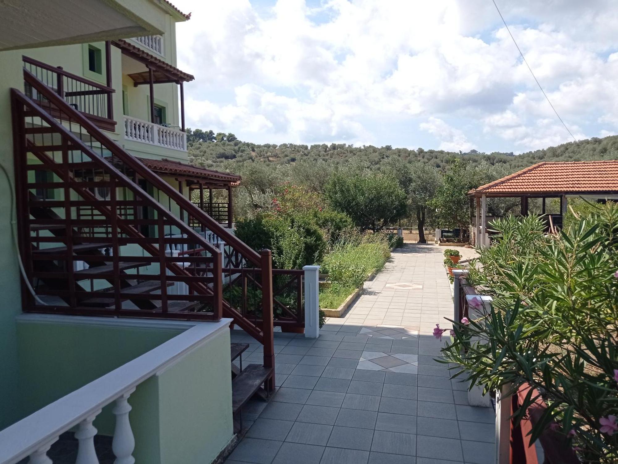 Alexandros Rooms&Studios Skopelos Exterior foto