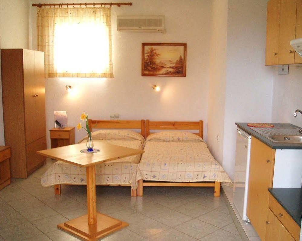Alexandros Rooms&Studios Skopelos Exterior foto